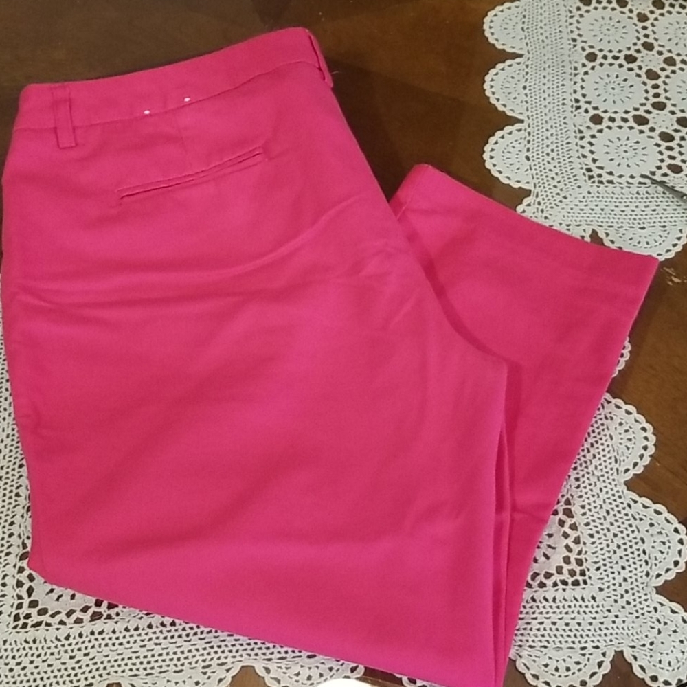 14 Dalia Capris